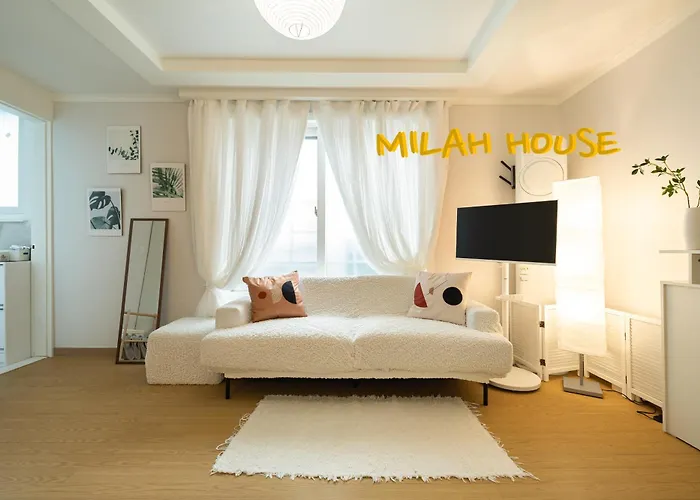 Frühstückspension Mila House 4*